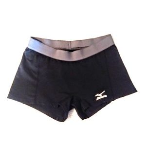 Mizuno size S women's volleyball shorts